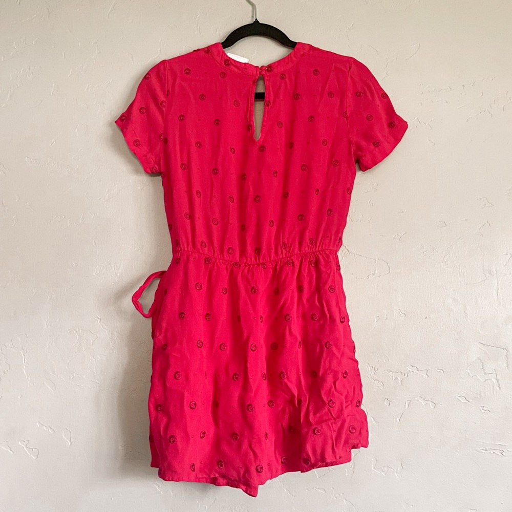 ETT:TWA By Anthro Hot Pink Greenbrier Embroidery Wrap V-Neck Romper - Picture 4 of 10